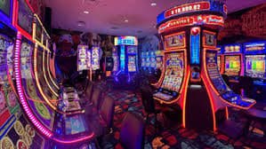 Pengguna mengakses pengaturan keamanan akun dan fitur responsible gaming di aplikasi km777apk